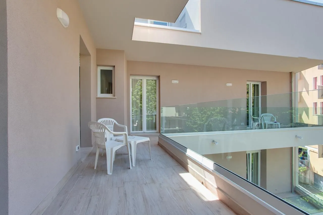 Residence Sansabai Cesenatico Aparthotel